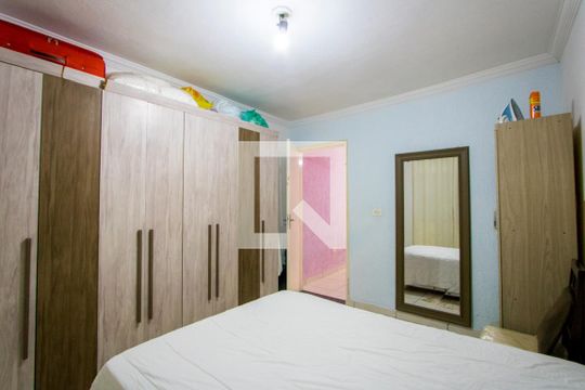 Casa 1 - Quarto de casa à venda com 3 quartos, 216m² em Vila Tibiriçá, Santo André