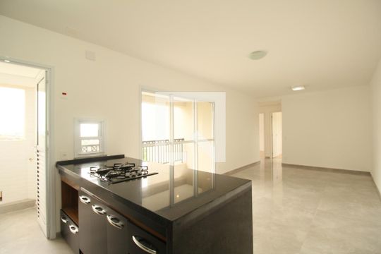 Sala/Cozinha de apartamento para alugar com 3 quartos, 76m² em Vila Suzana, São Paulo
