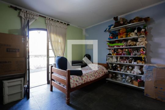 Suíte de casa à venda com 4 quartos, 300m² em Chora Menino, São Paulo