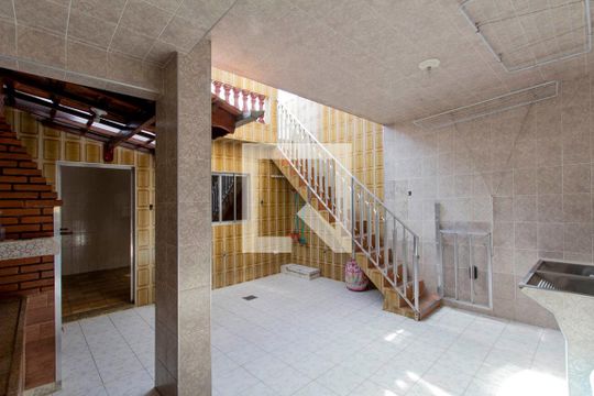 Área de Serviço de casa à venda com 3 quartos, 260m² em Vila Sao Francisco, São Paulo