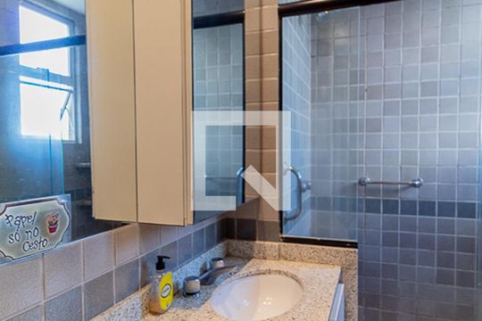 Banheiro da Suíte 1 - 1 andar de apartamento à venda com 3 quartos, 320m² em Flamengo, Rio de Janeiro