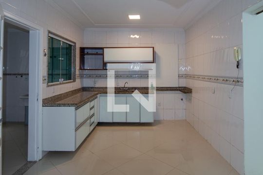 Cozinha de casa de condomínio à venda com 6 quartos, 600m² em Recreio dos Bandeirantes, Rio de Janeiro