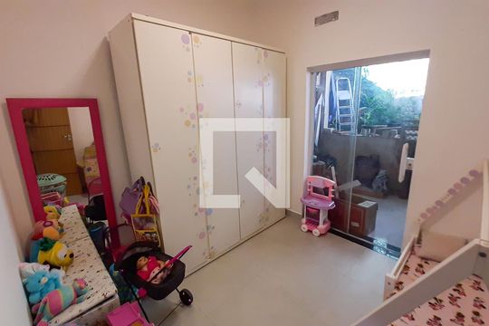 Quarto 2 de casa à venda com 2 quartos, 140m² em Fonseca, Niterói