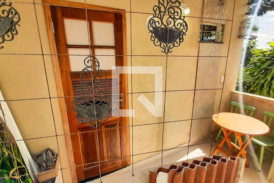 Varanda  de casa à venda com 2 quartos, 140m² em Fonseca, Niterói