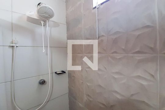 Banheiro  de casa à venda com 2 quartos, 140m² em Fonseca, Niterói