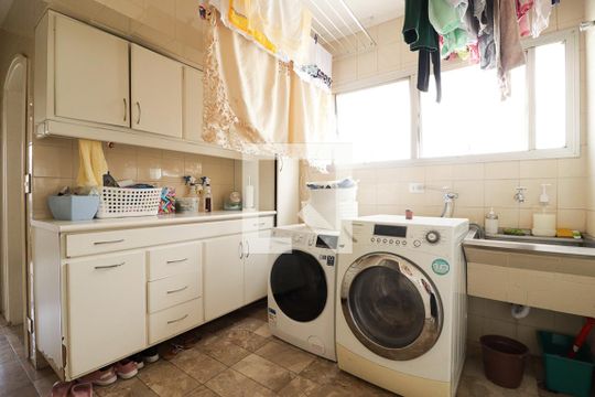 Área de Serviço de apartamento à venda com 4 quartos, 330m² em Santana, São Paulo