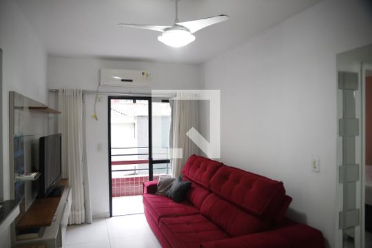 Sala de apartamento para alugar com 1 quarto, 61m² em Canto do Forte, Praia Grande