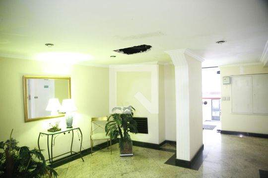 Hall de entrada  de apartamento para alugar com 1 quarto, 61m² em Canto do Forte, Praia Grande