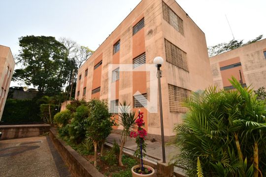 Fachada do bloco de apartamento para alugar com 3 quartos, 90m² em Vila João Jorge, Campinas