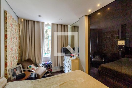 Quarto 1 de apartamento à venda com 3 quartos, 104m² em Centro Histórico de São Paulo, São Paulo
