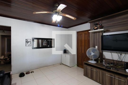 Casa à venda com 3 quartos, 180m² em Jardim Japao, São Paulo
