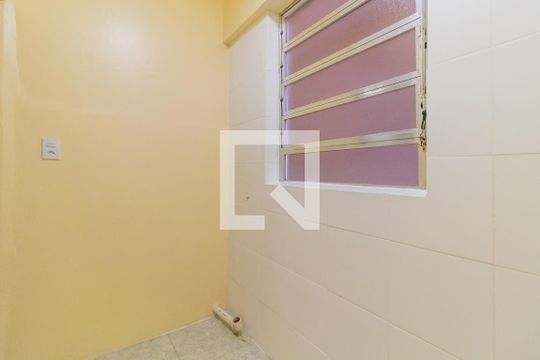 Cozinha  de apartamento à venda com 1 quarto, 35m² em Centro Histórico, Porto Alegre