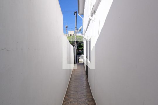 Corredor de casa para alugar com 4 quartos, 190m² em São João Climaco, São Paulo