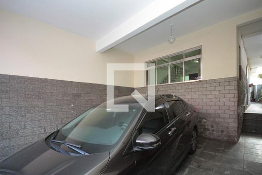 garagem de casa à venda com 3 quartos, 159m² em Vila Tolstoi, São Paulo