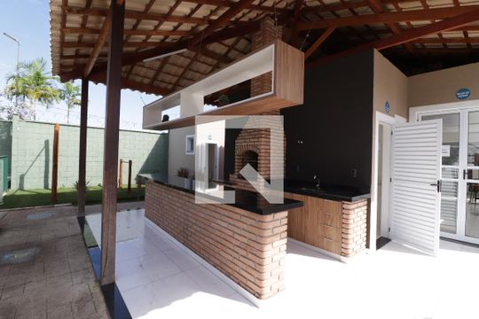 Área comum - Churrasqueira de apartamento para alugar com 2 quartos, 45m² em Chácaras Tubalina E Quartel, Uberlândia