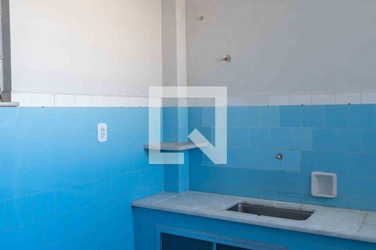 Cozinha de apartamento à venda com 2 quartos, 81m² em Centro, Niterói