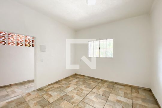 Casa para alugar com 1 quarto, 65m² em Bela Vista, Osasco