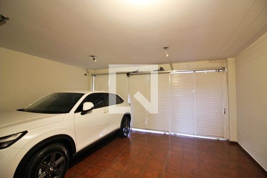 Garagem de casa à venda com 3 quartos, 233m² em Vila Euclides, São Bernardo do Campo
