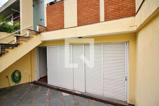 Garagem de casa à venda com 3 quartos, 233m² em Vila Euclides, São Bernardo do Campo