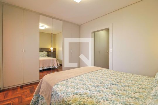 Quarto suíte de apartamento para alugar com 4 quartos, 126m² em Serra, Belo Horizonte