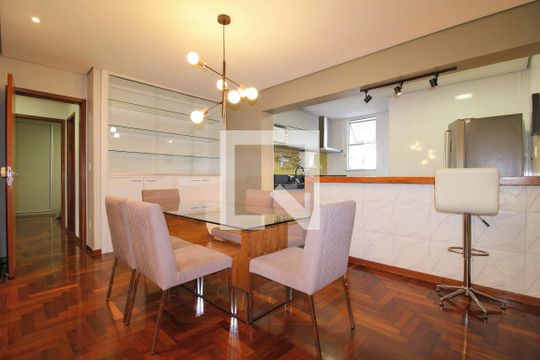 sala de apartamento para alugar com 4 quartos, 126m² em Serra, Belo Horizonte