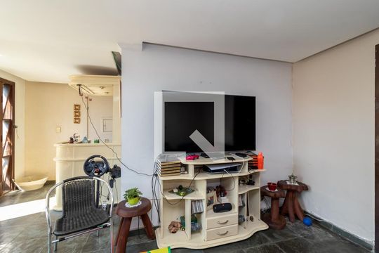 Sala de Estar de casa para alugar com 4 quartos, 360m² em Vila Aurora (zona Norte), São Paulo
