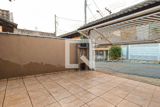 Garagem de casa à venda com 2 quartos, 120m² em Jardim do Papai, Guarulhos