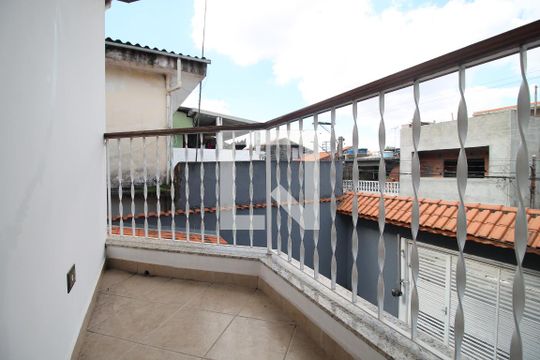 Varanda do Quarto 1 - Suíte  de casa para alugar com 3 quartos, 250m² em Parque Císper, São Paulo