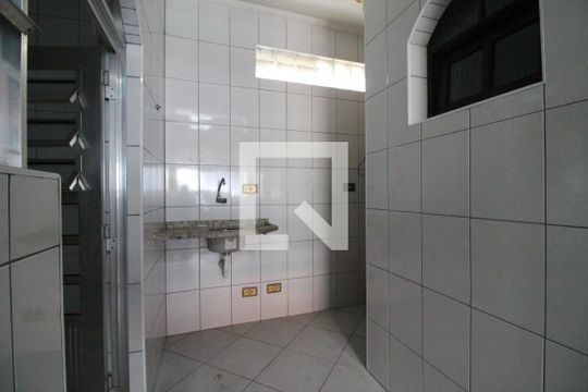 Churrasqueira de casa para alugar com 3 quartos, 250m² em Parque Císper, São Paulo