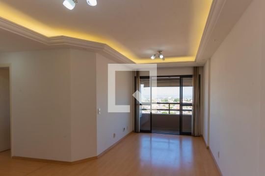 Sala de apartamento para alugar com 3 quartos, 78m² em Parque Prado, Campinas