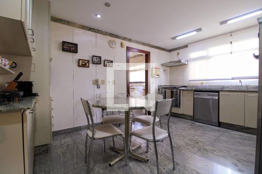 Cozinha de apartamento à venda com 4 quartos, 260m² em Gutierrez, Belo Horizonte