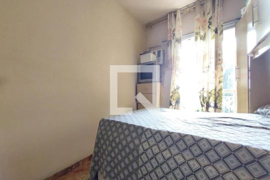 Quarto de apartamento para alugar com 2 quartos, 90m² em Lins de Vasconcelos, Rio de Janeiro