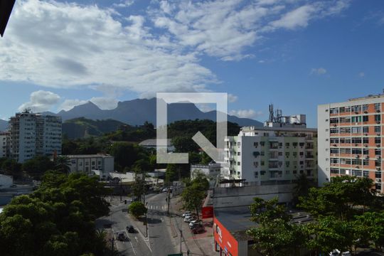 Vista da Sala de apartamento à venda com 1 quarto, 60m² em Pechincha, Rio de Janeiro