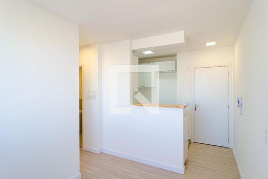 Sala de apartamento à venda com 2 quartos, 36m² em Vila Mira, São Paulo