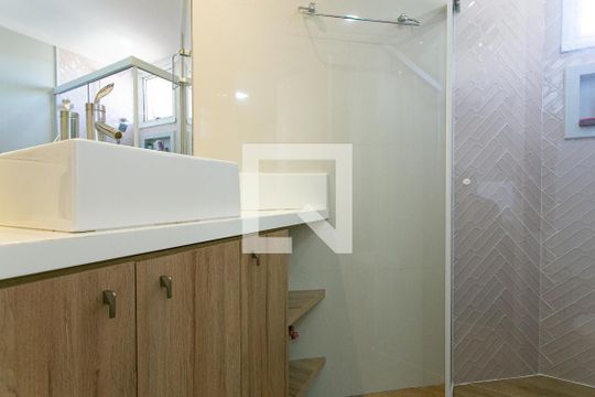 Banheiro da Suíte de apartamento à venda com 3 quartos, 84m² em Vila Carrao, São Paulo