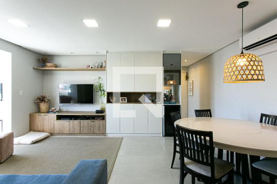 Apartamento à venda com 3 quartos, 84m² em Vila Carrao, São Paulo