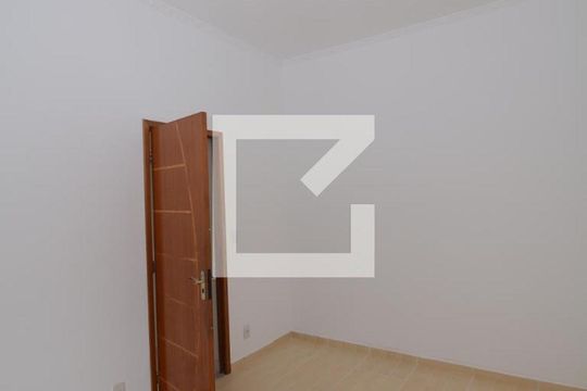 Quarto 1 de casa para alugar com 2 quartos, 48m² em Váz Lobo, Rio de Janeiro
