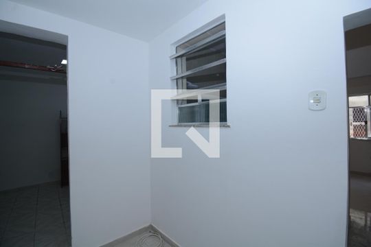 Copa de casa para alugar com 2 quartos, 48m² em Váz Lobo, Rio de Janeiro