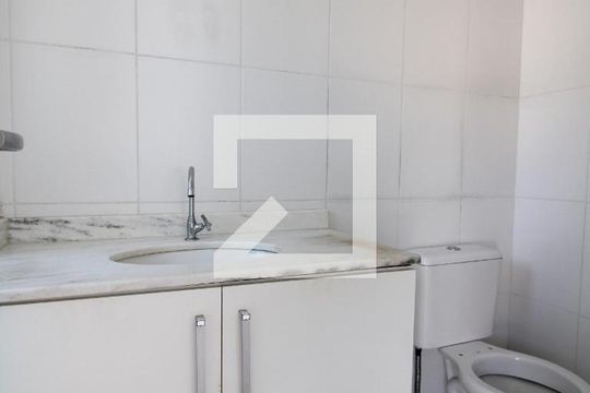 Banheiro da Suíte de apartamento para alugar com 3 quartos, 70m² em Anil, Rio de Janeiro