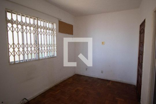 Sala de apartamento para alugar com 1 quarto, 40m² em Parada de Lucas, Rio de Janeiro