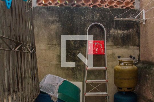 Área de Serviço de casa de condomínio para alugar com 3 quartos, 130m² em Quintino Bocaiuva, Rio de Janeiro