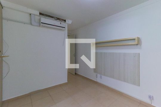 Suíte de apartamento para alugar com 2 quartos, 57m² em Parque Industrial, São José dos Campos