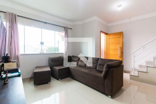 Casa à venda com 3 quartos, 198m² em Vila Dalila, São Paulo