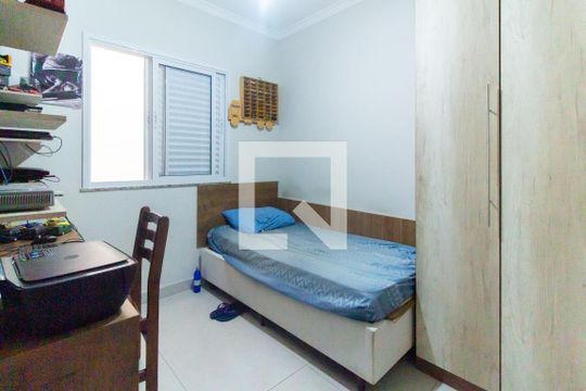 Quarto 01 de casa à venda com 3 quartos, 198m² em Vila Dalila, São Paulo
