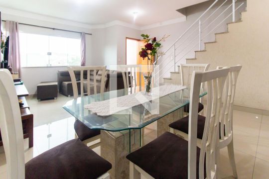Sala de Jantar de casa à venda com 3 quartos, 198m² em Vila Dalila, São Paulo