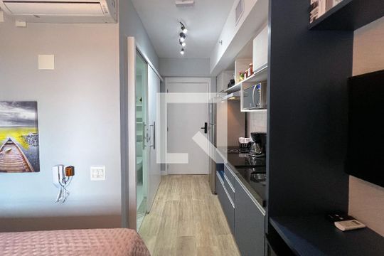 Studio de kitnet/studio para alugar com 1 quarto, 21m² em Indianópolis, São Paulo
