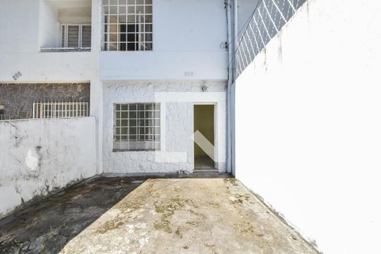 Garagem  de casa à venda com 2 quartos, 100m² em Cidade Monções, São Paulo