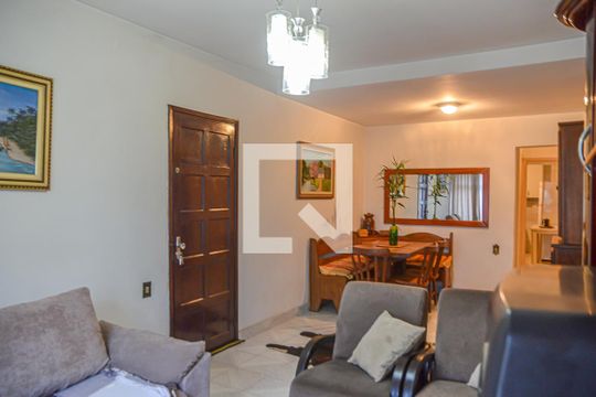 Sala de casa à venda com 3 quartos, 158m² em Planalto, São Bernardo do Campo