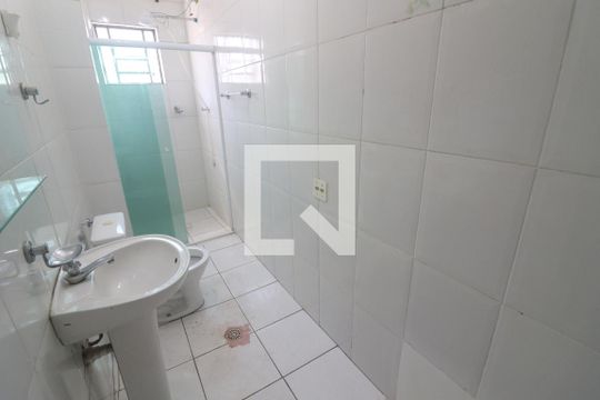 Banheiro  de casa para alugar com 1 quarto, 40m² em Jardim Peri, São Paulo