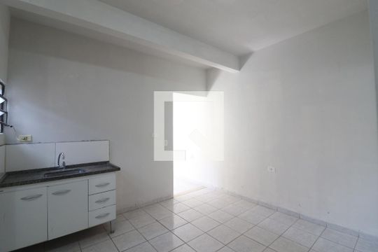 Cozinha  de casa para alugar com 1 quarto, 40m² em Jardim Peri, São Paulo